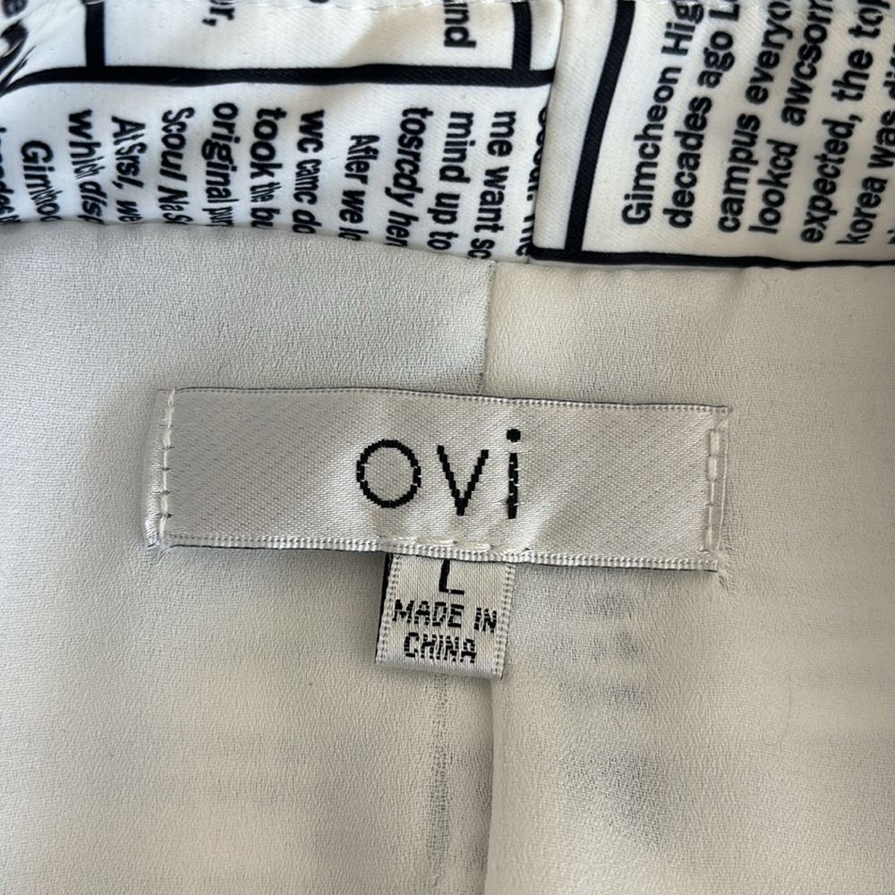 OVI Women’s fitted newspaper print Jacket Size  Large - Picture 7 of 9